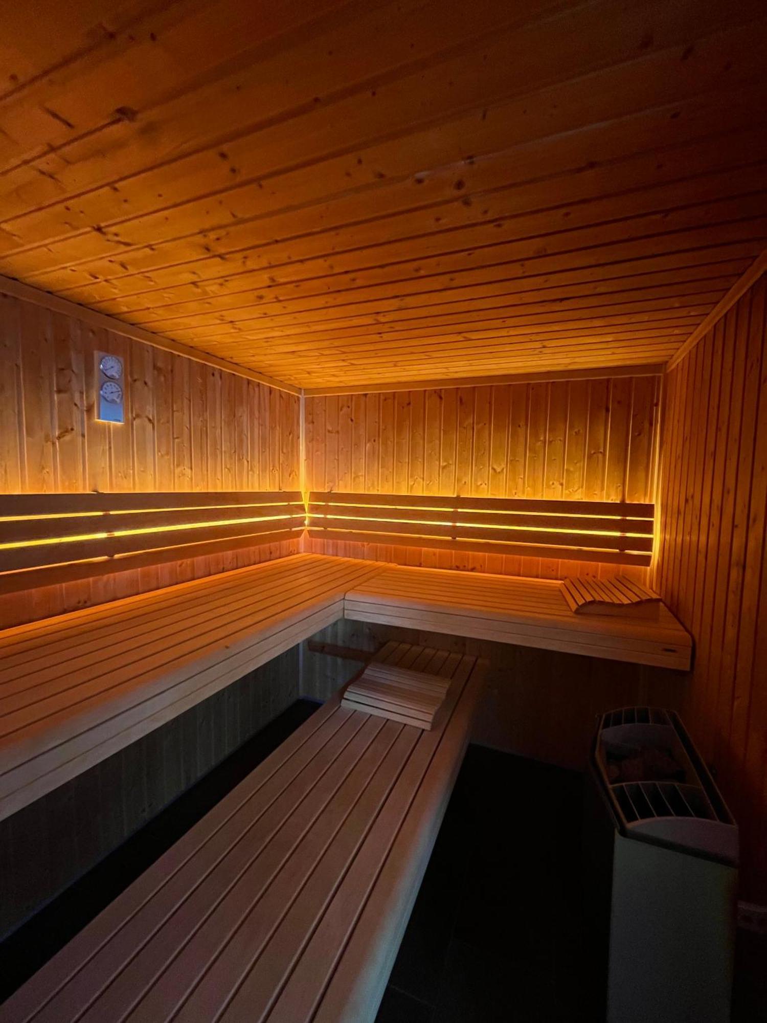 Waldhotel Fletschhorn Panoramic Retreat In Saas Fee المظهر الخارجي الصورة
